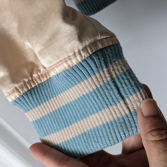 Vintage restored embroidered satin bomber jacket - Picture 8 of 9